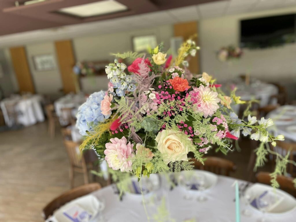 Centre de table fleuri